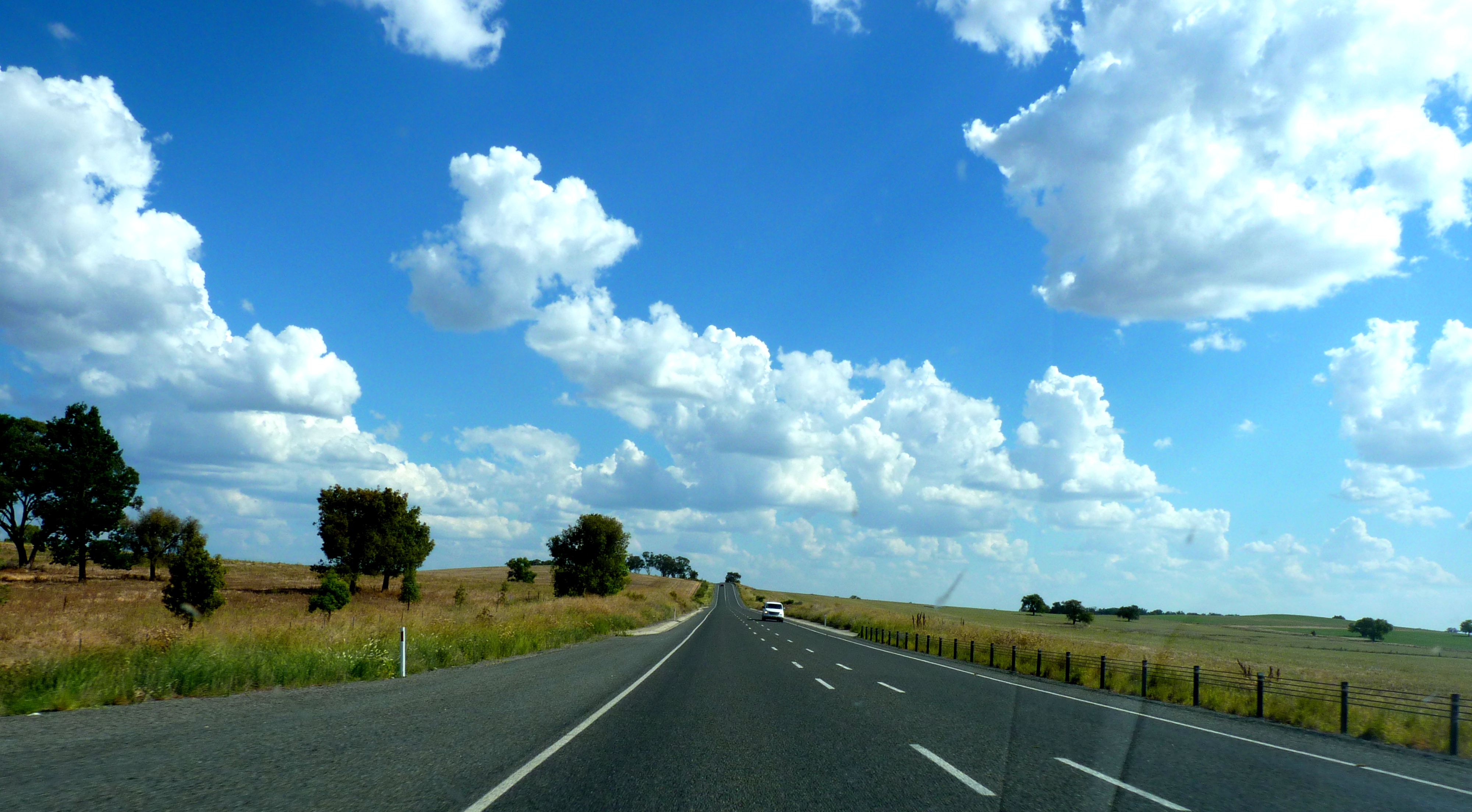 Wide Centreline Newell Highway 